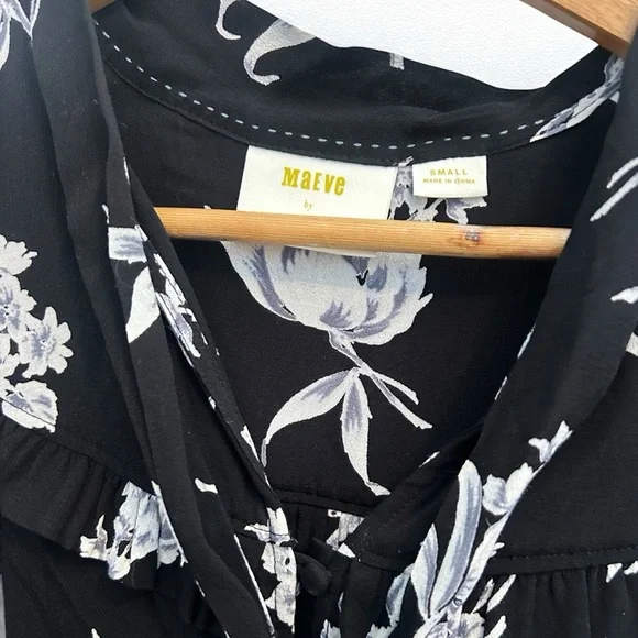 Maeve by Anthropologie • Black Floral Adagio Ruffle Button Top Tie Neck Sz Small - Picture 6 of 10
